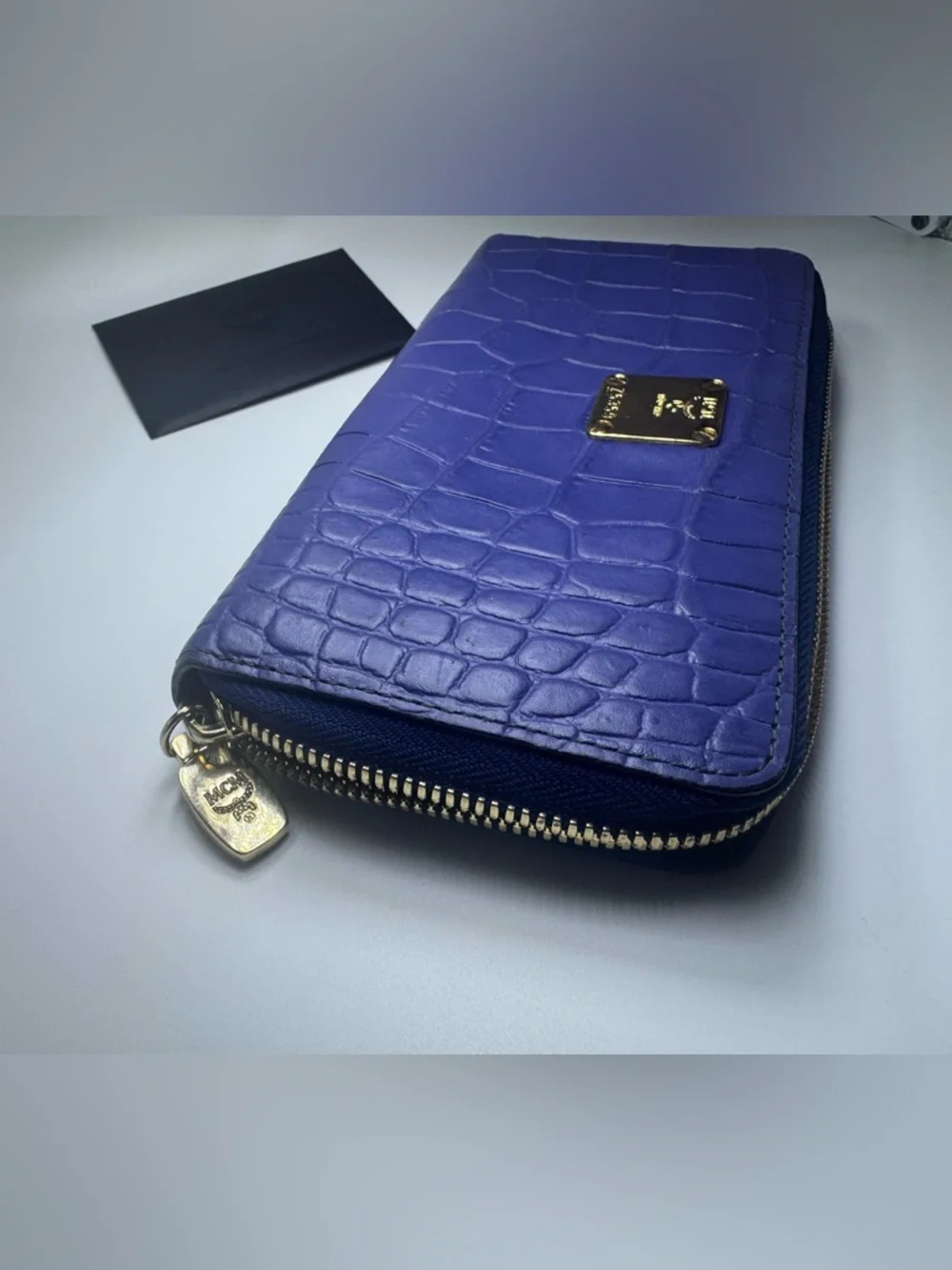 MCM Long Wallet Zip Blue Croc Leather Gold Hardware Continental Wallet Authentic - Picture 3 of 14